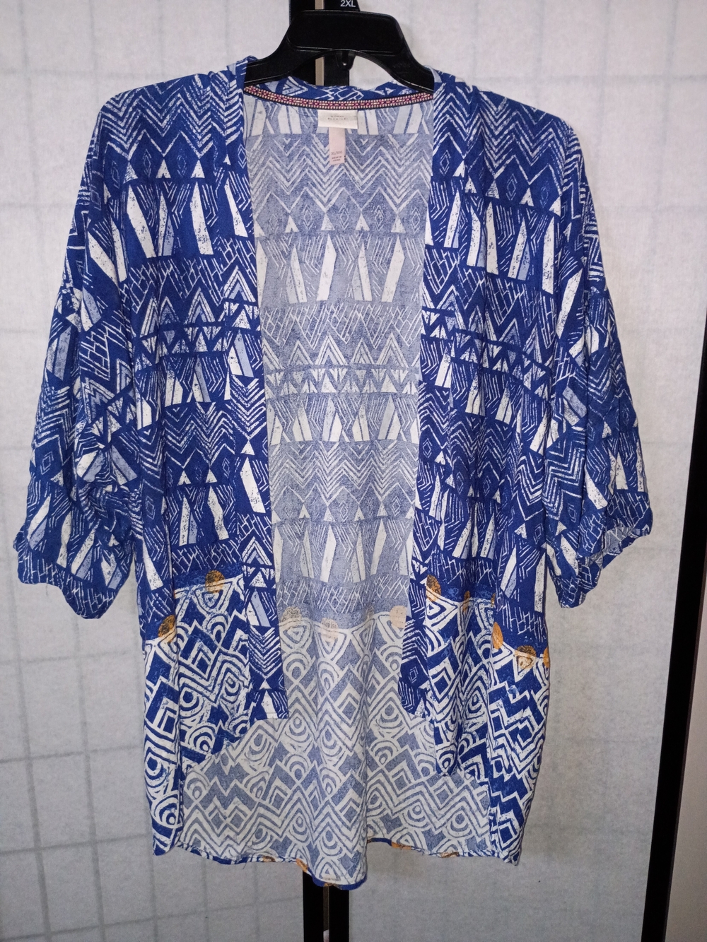 Knox Rose Blue & White Chevron Open Cardigan/Kimono with Multicolor Trim